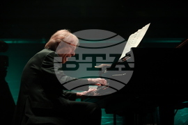 Ричард Клайдерман - оркестър „Кантус фирмус“ - концерт