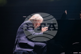 Ричард Клайдерман - оркестър „Кантус фирмус“ - концерт