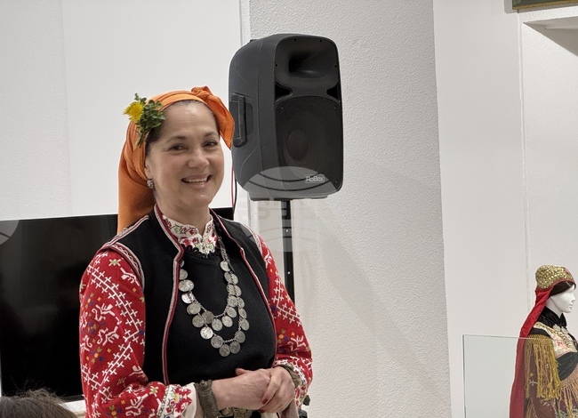 Лазаровден е свързан с красотата на българката, каза в Казанлък етнологът Анелия Овнарска 