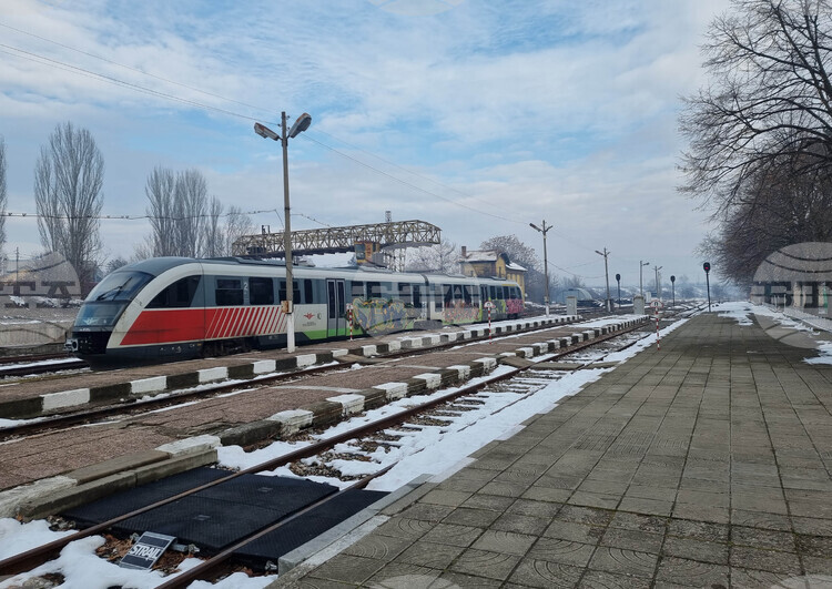 Opposition Calls for Termination of Passenger Rail Service Tender