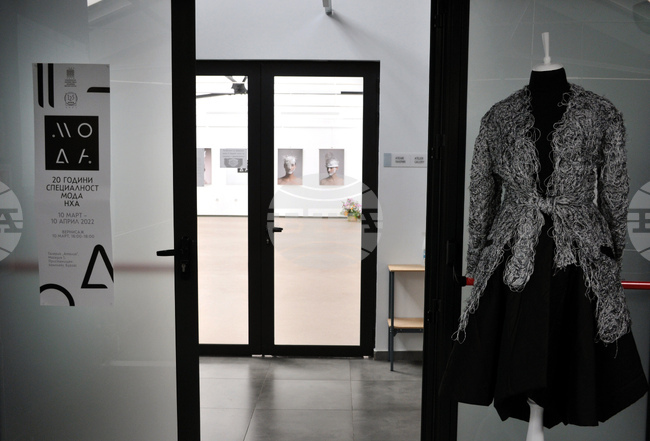 Бургас - НХА - мода - изложба