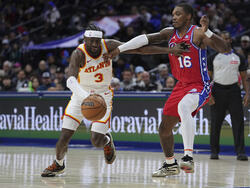 Hawks 76ers Basketball