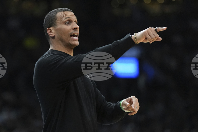 Бостън Селтикс подписа нов многогодишен договор с треньора Джо Мацула