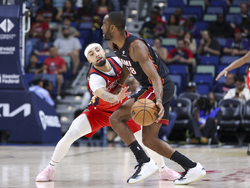 Heat Pelicans Basketball