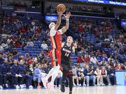 Heat Pelicans Basketball