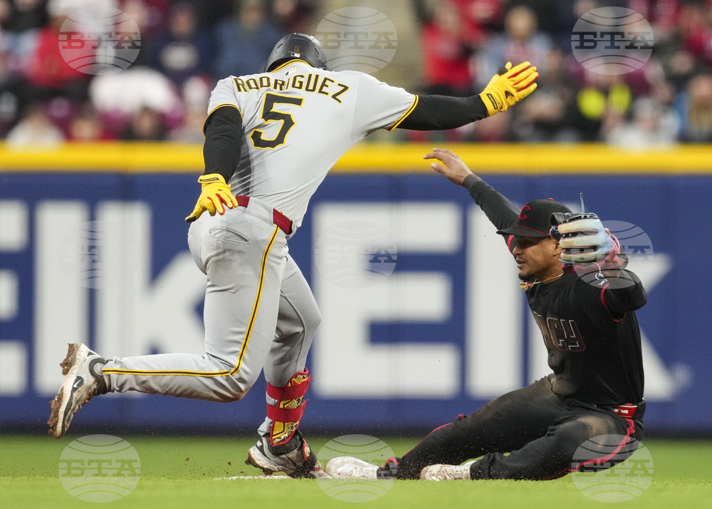 Pirates Reds Baseball