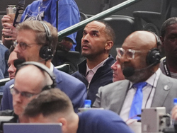 Raptors Mavericks Basketball