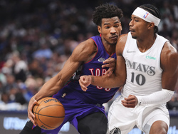 Raptors Mavericks Basketball