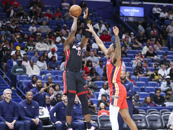 Heat Pelicans Basketball