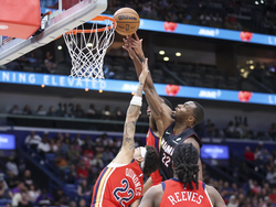 Heat Pelicans Basketball