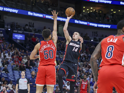Heat Pelicans Basketball