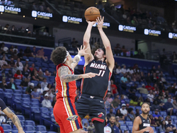 Heat Pelicans Basketball