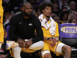 Rockets Lakers Basketball