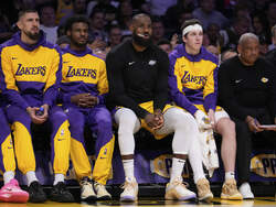 Rockets Lakers Basketball