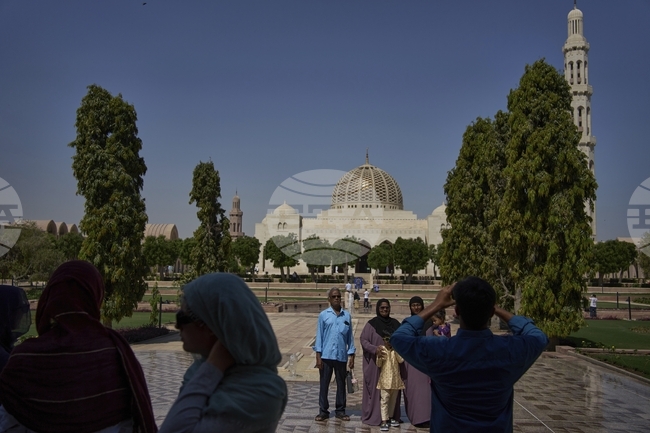 Преговорите между САЩ и Иран ще се състоят в петък в Оман, съобщиха иранските медии