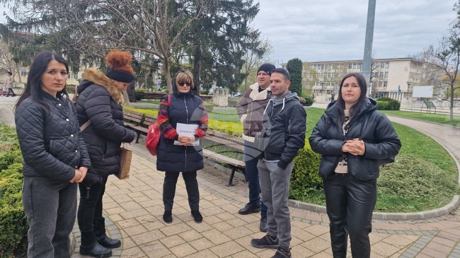 С апела „Прости ни, Сияна“ жители на Разград се включиха в националния протест срещу безнаказаността на пътя