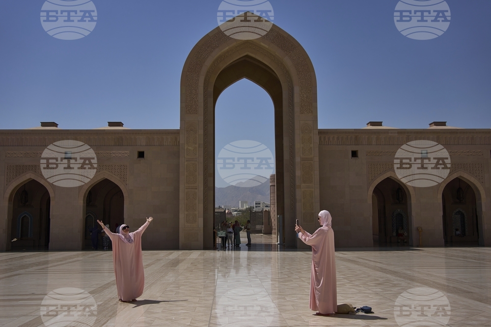 APTOPIX Oman Daily Life