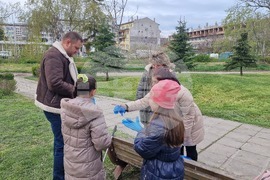 Разград - екоакция - бонбони за смет