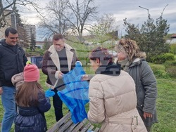 Разград - екоакция - бонбони за смет