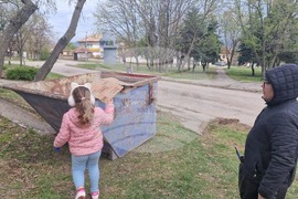 Разград - екоакция - бонбони за смет