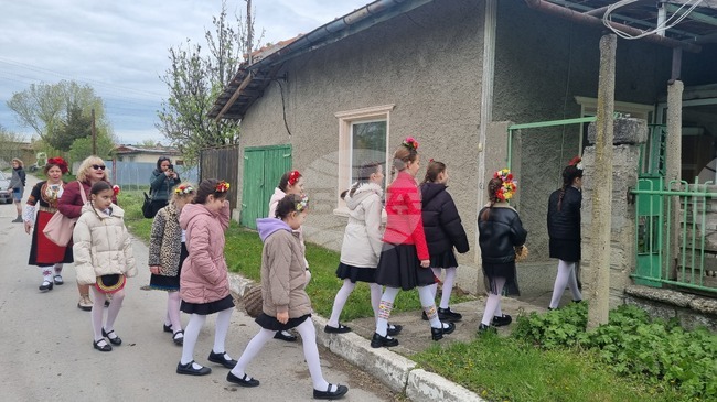 Търговище - Лазаруване - народен обичай