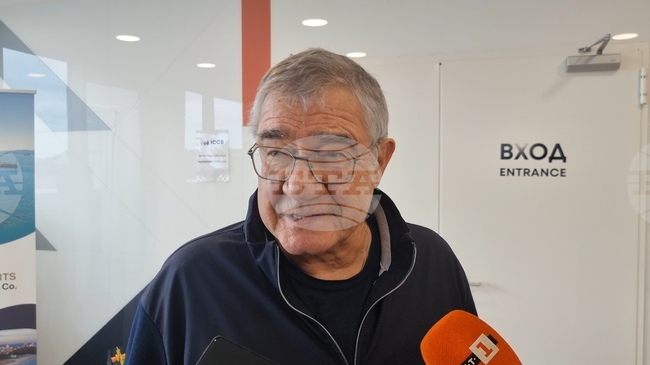 Български учени ще участват в световна конференция в Ница по проблемите на Световния океан, каза за БТА в Бургас проф. Христо Пимпирев 