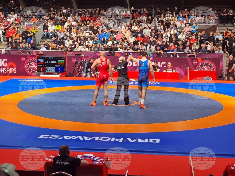 Кирил Милов и Абу-Муслим Амаев са на полуфинали на еврошампионата по борба в Братислава, други двама българи запазват шанс за репешажи в последния ден