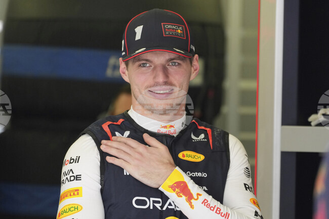 От "Мерцедес" не пожелаха да коментират въпроса за евентуално привличане на Ферстапен 