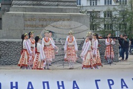 "Правосъдие за всеки" - Ансабъл "Чинари"