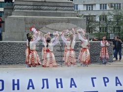 "Правосъдие за всеки" - Ансабъл "Чинари"