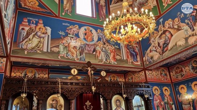 Новият храм "Св. Архангели" в свищовското с. Хаджидимитрово беше осветен навръх Лазаровден