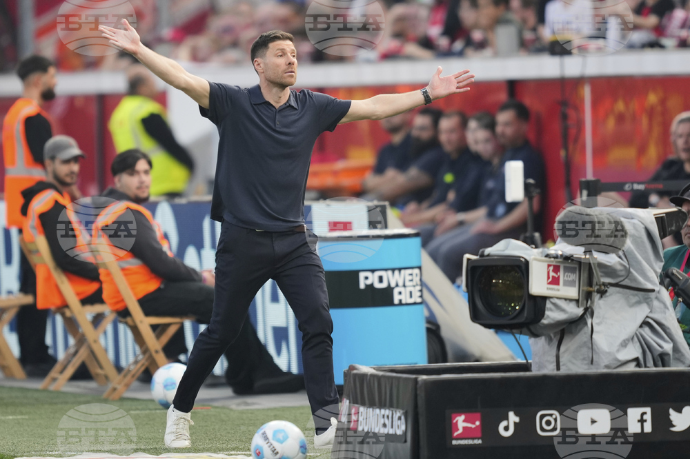 От Байер Леверкузен разкриха, че имат "джентълменско споразумение" с треньора Шаби Алонсо, ако той има оферта от бившите си клубове