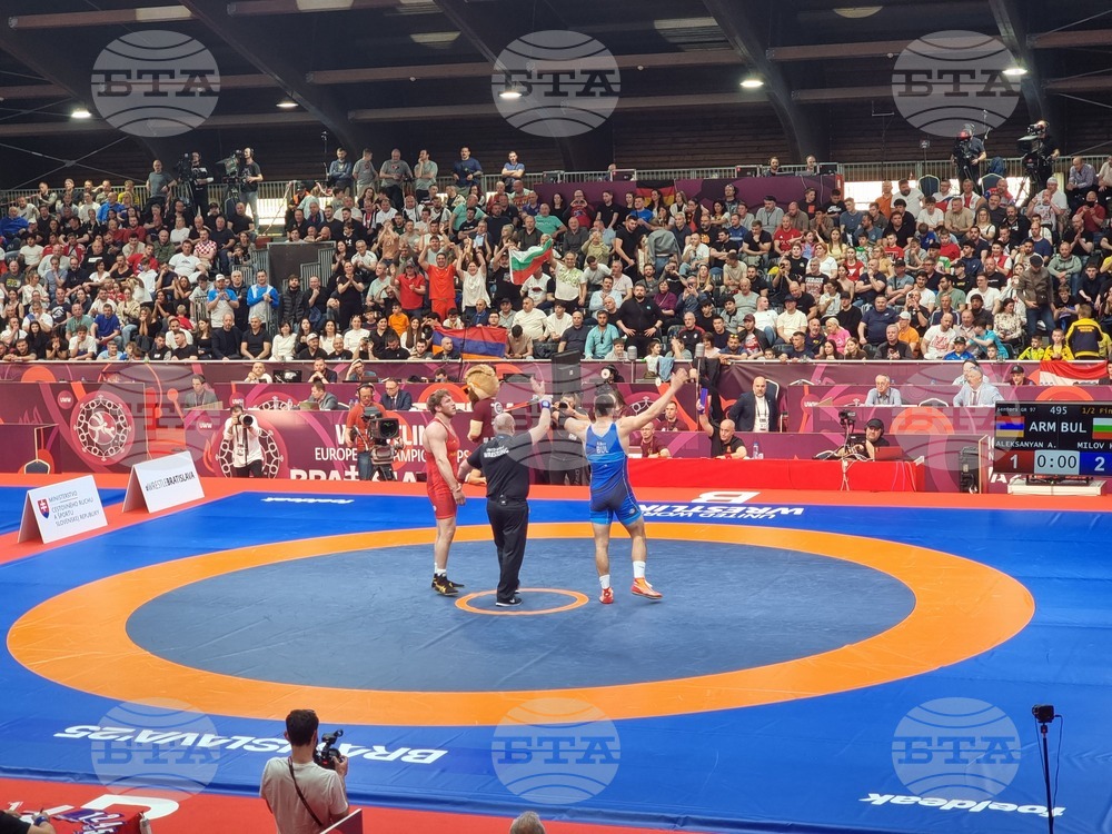 Кирил Милов детронира легендарния Артур Алексанян и ще се бори за златен медал в Братислава, Абу-Муслим Амаев също се класира на финал