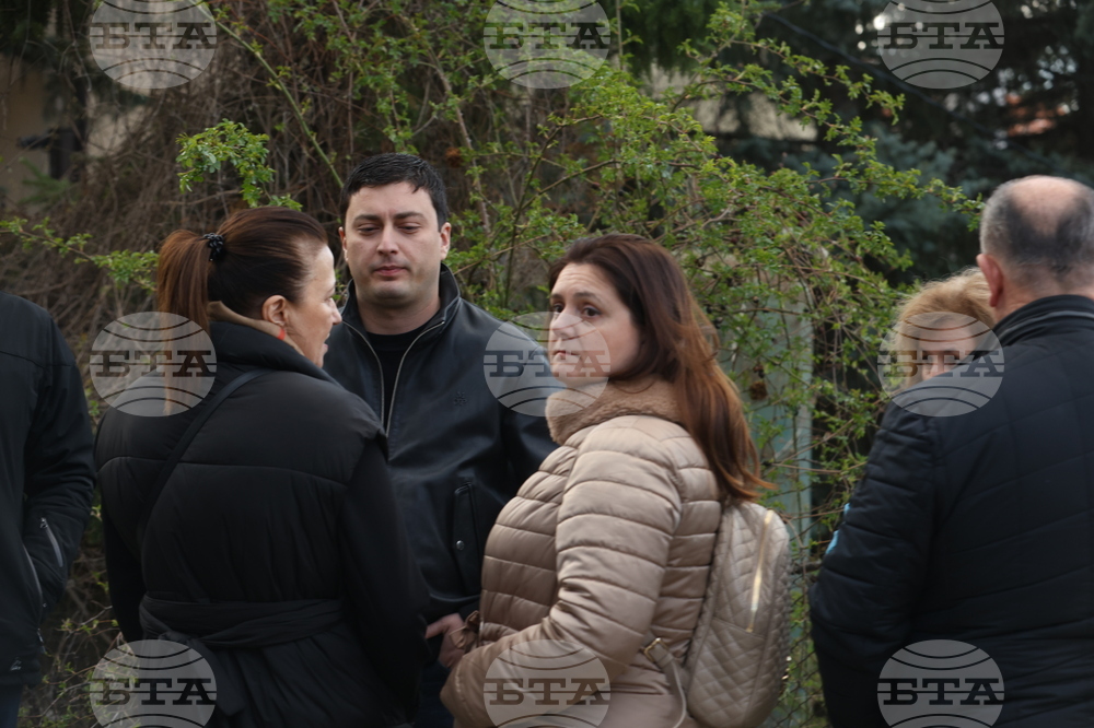 Активисти на Ахмед Доган влязоха в „Сараите“ в Бояна