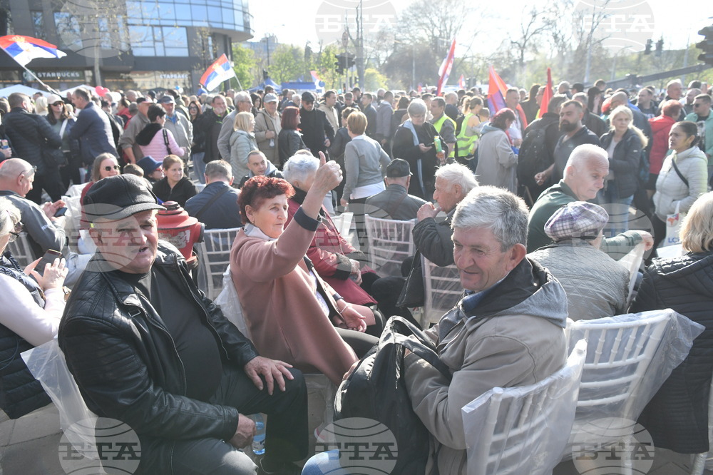 Сърбия - президент - митинг