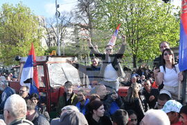 Сърбия - президент - митинг