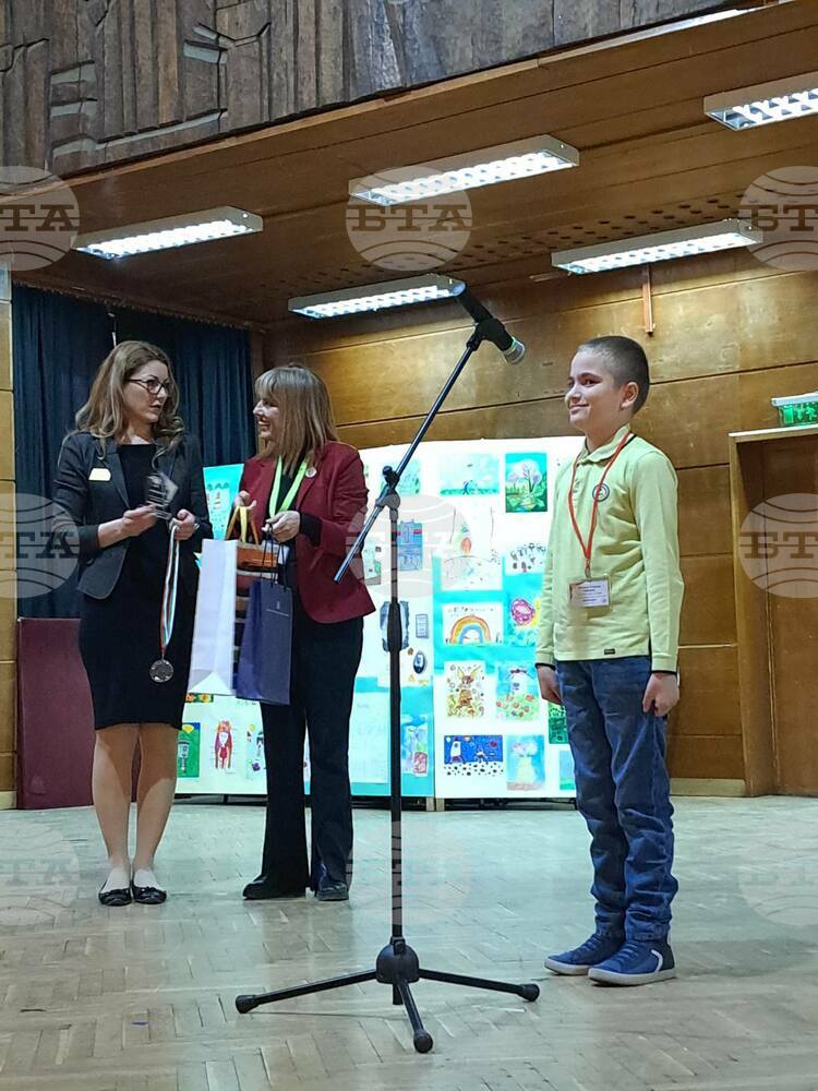 Наградиха победителите в XIII издание на Националната олимпиада „Знам и мога“, която се провежда за първи път в Шумен