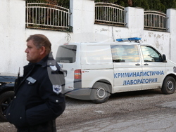 Активисти на Ахмед Доган влязоха в „Сараите“ в Бояна