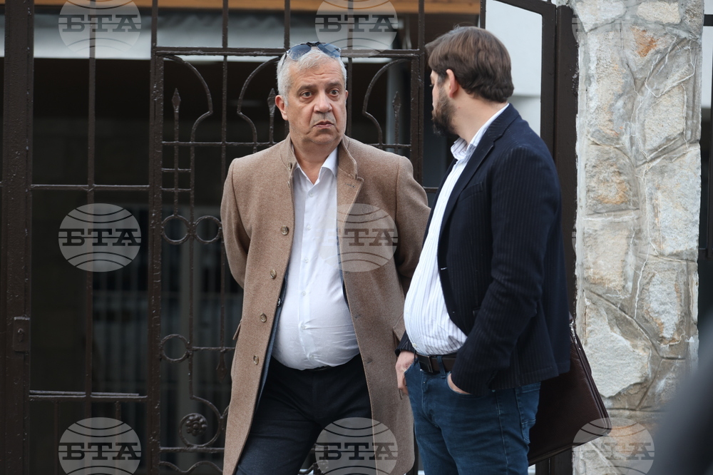 Активисти на Ахмед Доган влязоха в „Сараите“ в Бояна