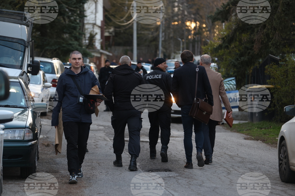 Активисти на Ахмед Доган влязоха в „Сараите“ в Бояна