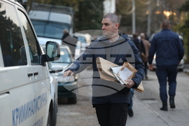 Активисти на Ахмед Доган влязоха в „Сараите“ в Бояна