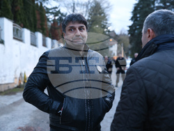 Активисти на Ахмед Доган влязоха в „Сараите“ в Бояна