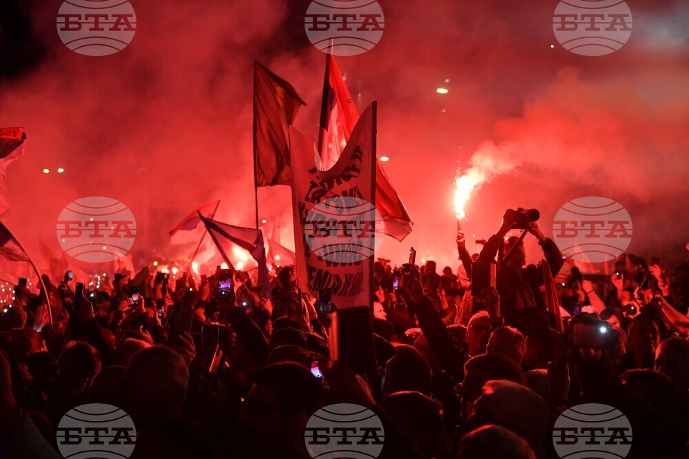 Сърбия - президент - митинг