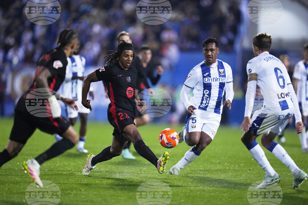 Автогол зарадва Барселона срещу Леганес и прати каталунците на седем точки пред Реал Мадрид