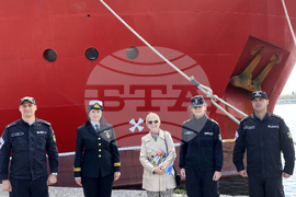 Турция - Истанбул - Български военен научноизследователски кораб „Св. св. Кирил и Методий“