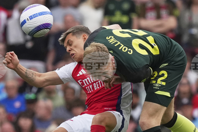 Ливърпул ще подпише със защитника на Брентфорд Колинс