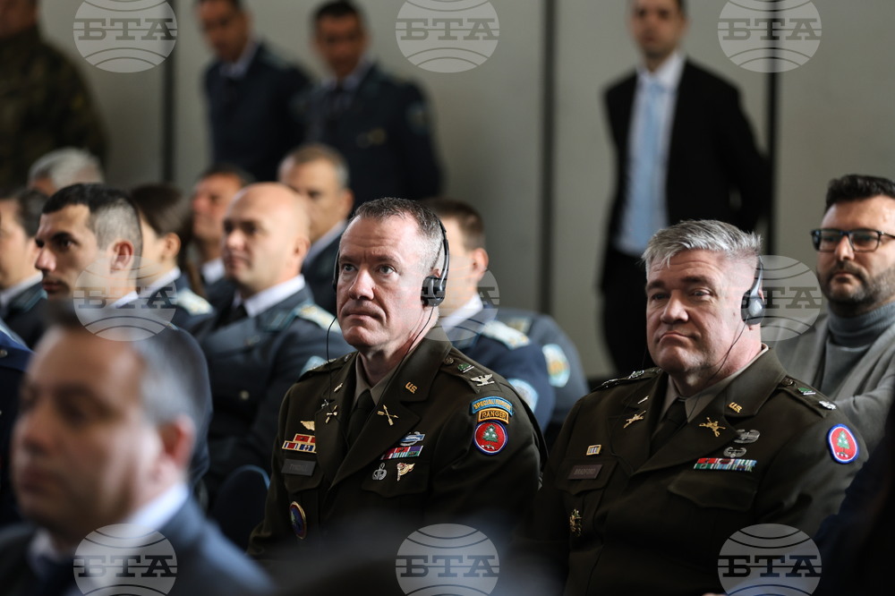 Авиобаза "Граф Игнатиево" - изтребител F-16 Block 70