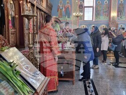 Шумен - църква „Св. Три Светители“ - неделна служба