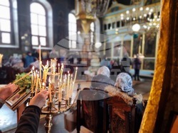 Ямбол - благотворителен базар за ремонт на храм "Св. Троица"