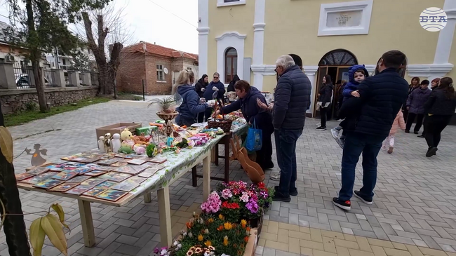 Благотворителен базар на Цветница събира средства за ремонт на най-старата църква в Ямбол